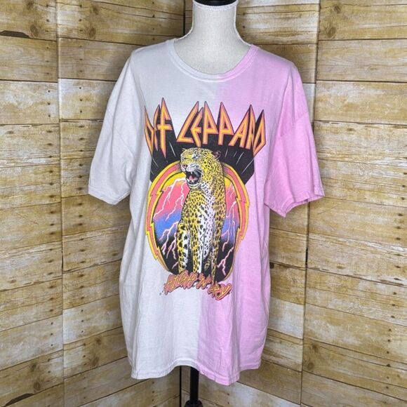 DEF LEPPARD HIGH -N- DRY CREWNECK BAND CONCERT FESTIVAL CASUAL GRAPHIC T-SHIRT - Picture 1 of 3